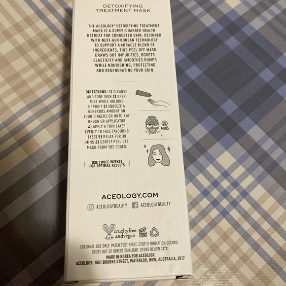 Aceoligy Detoxifying Treatment Mask - Picture 2 of 2